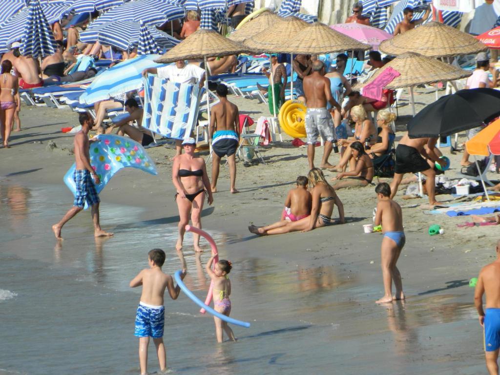 Kibar Apart Pansiyon Kuşadası Buitenkant foto