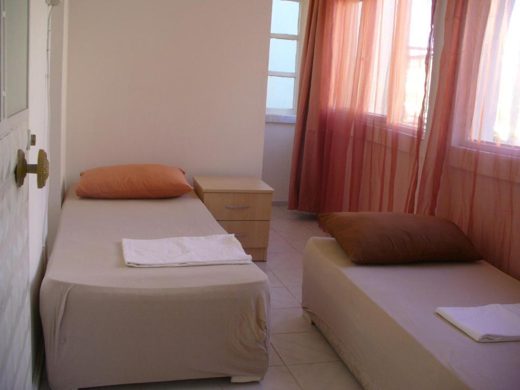 Kibar Apart Pansiyon Kuşadası Kamer foto