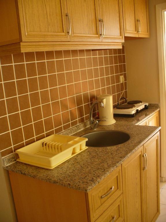 Kibar Apart Pansiyon Kuşadası Kamer foto